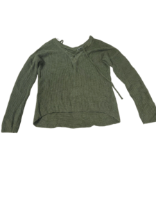woman's sweater size M