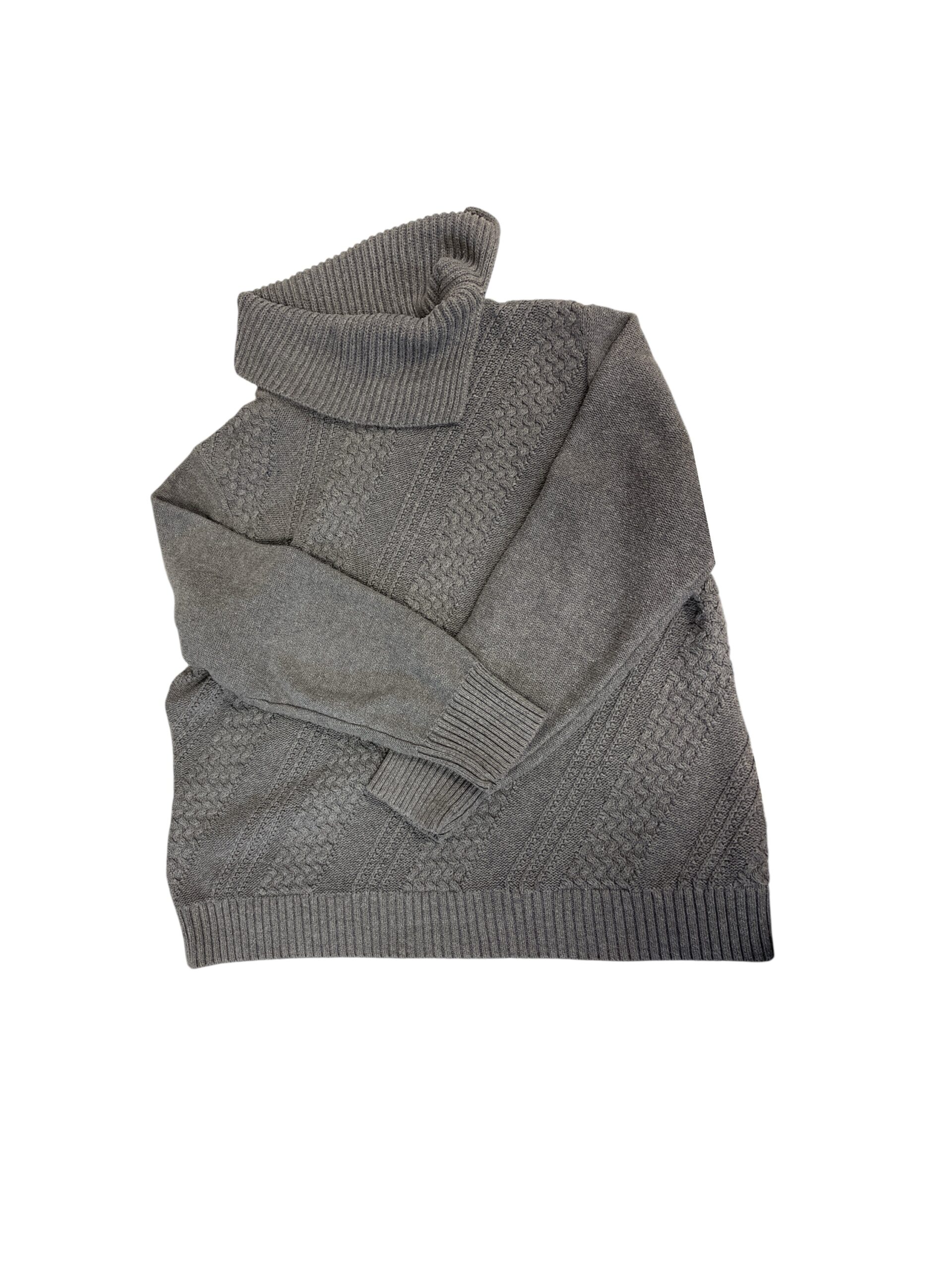 Woman’s sweater (L)
