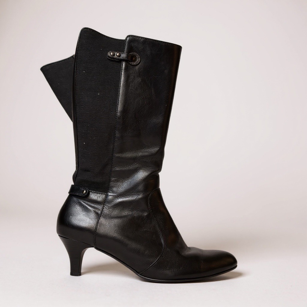 Womens 8.5 Boots