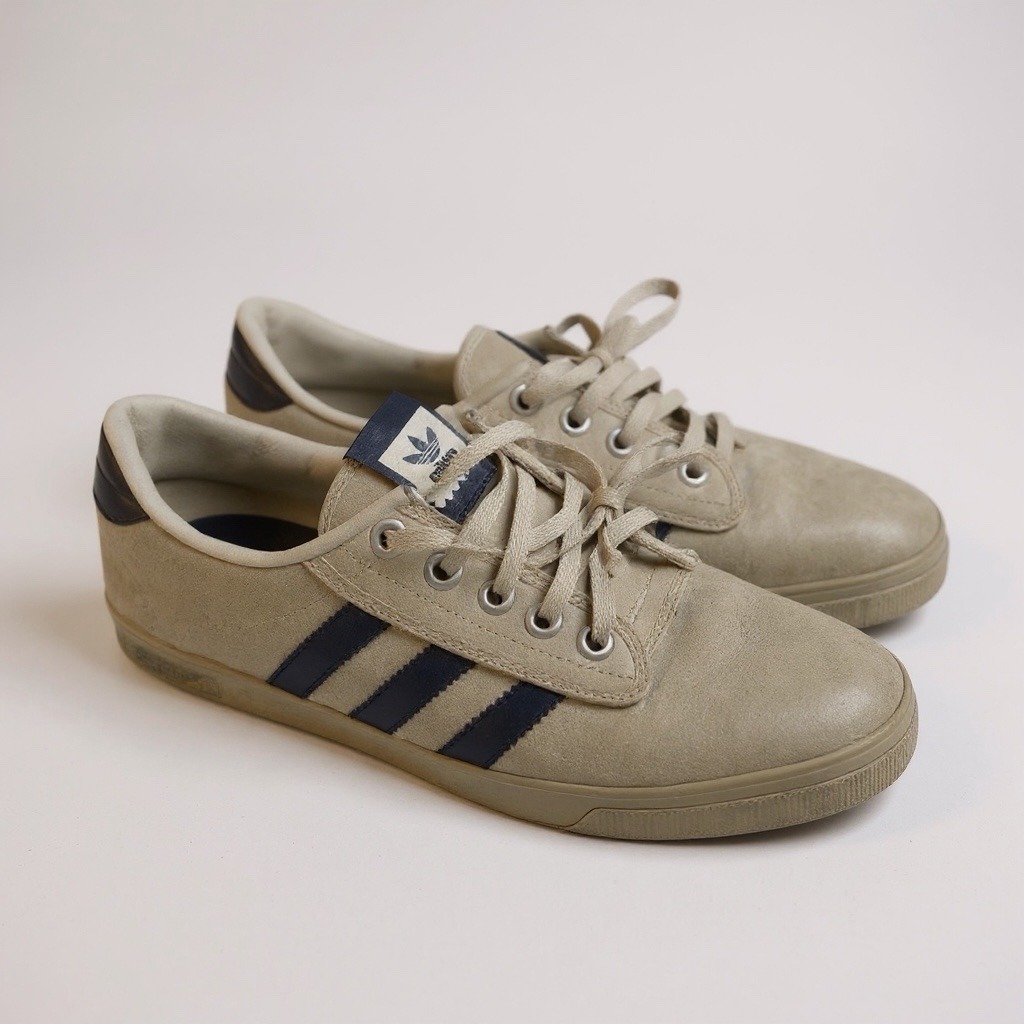 Mens Adidas Kiel Shoes size 9