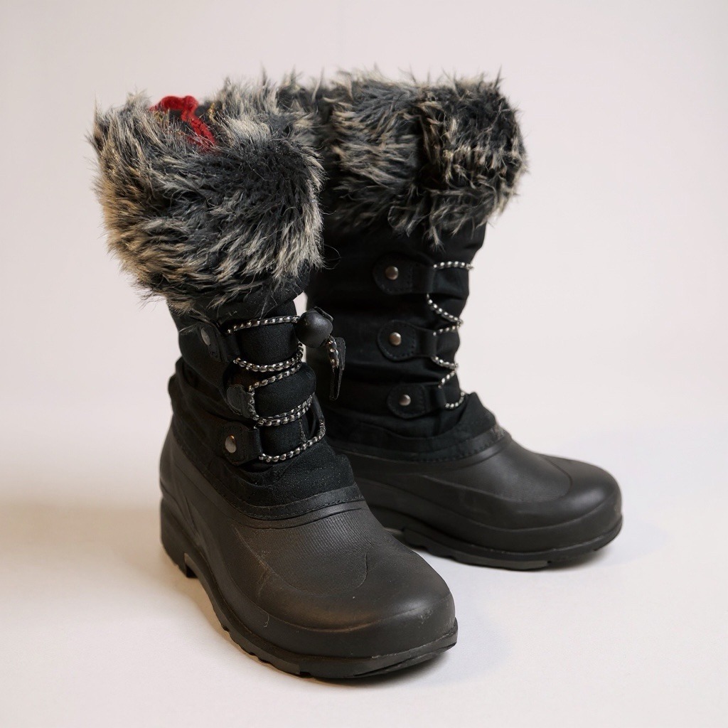 Girls size 2 winter boots