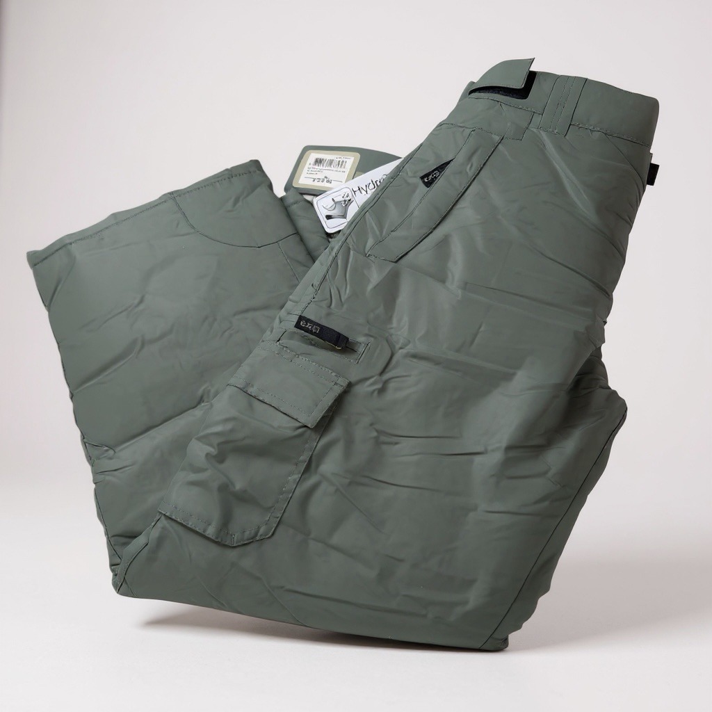 NEW Boys LRG Snow Pants (NWT)