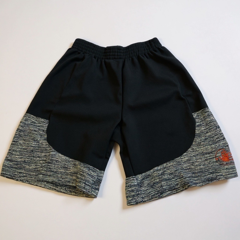 Boys size 5 shorts