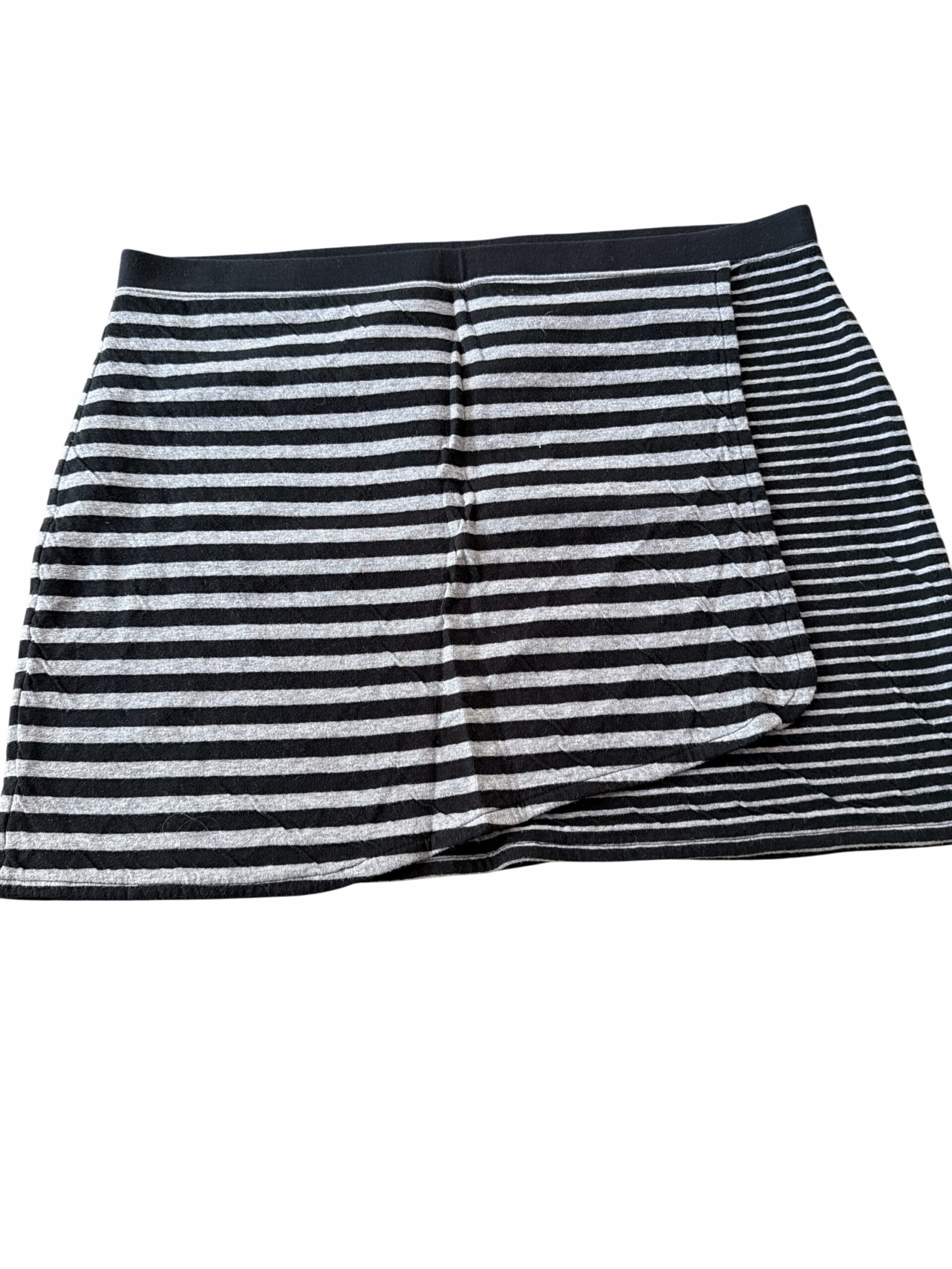 Women’s XL Skirt - Image 2