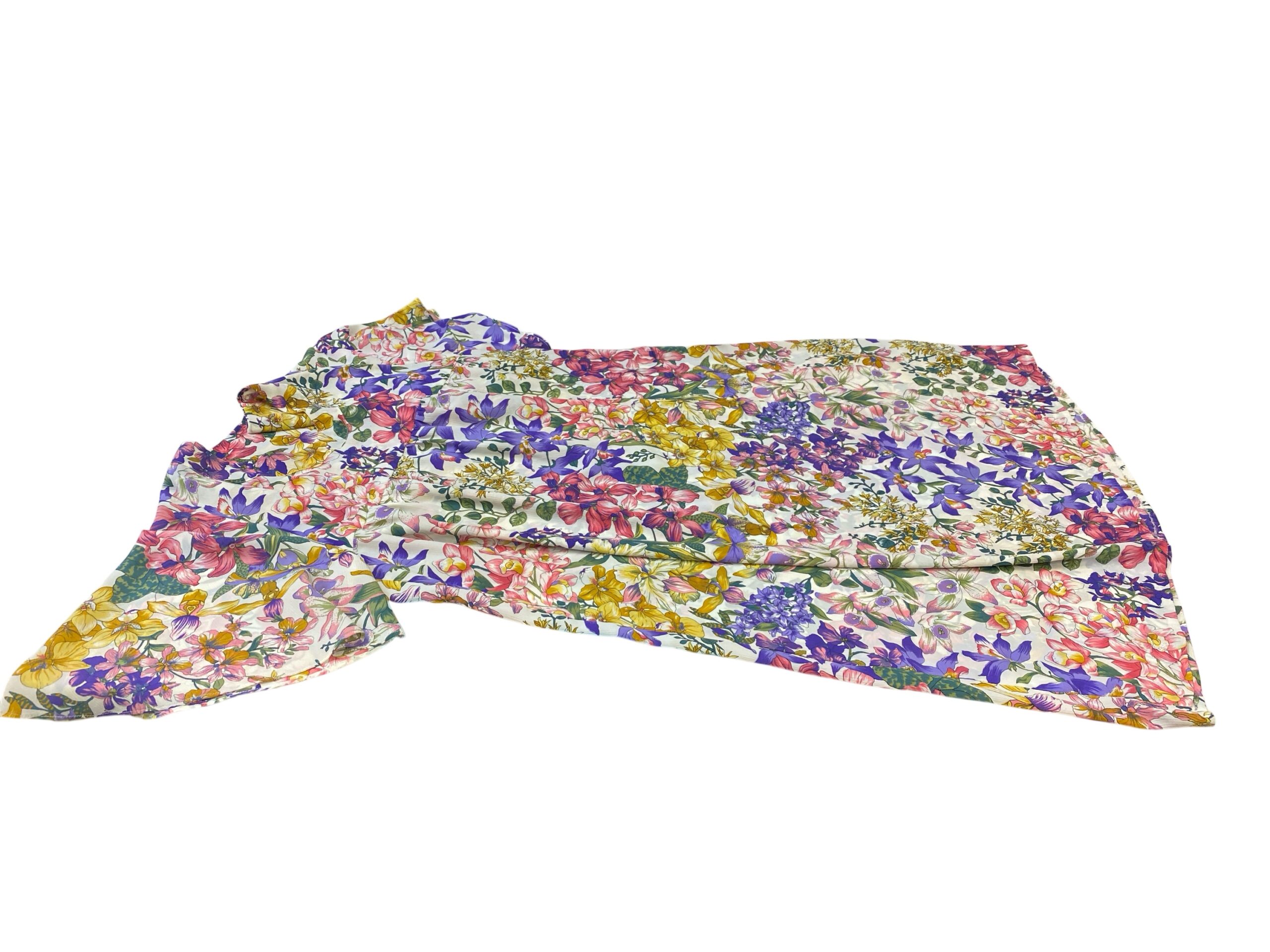 Women‘S soft material Gown