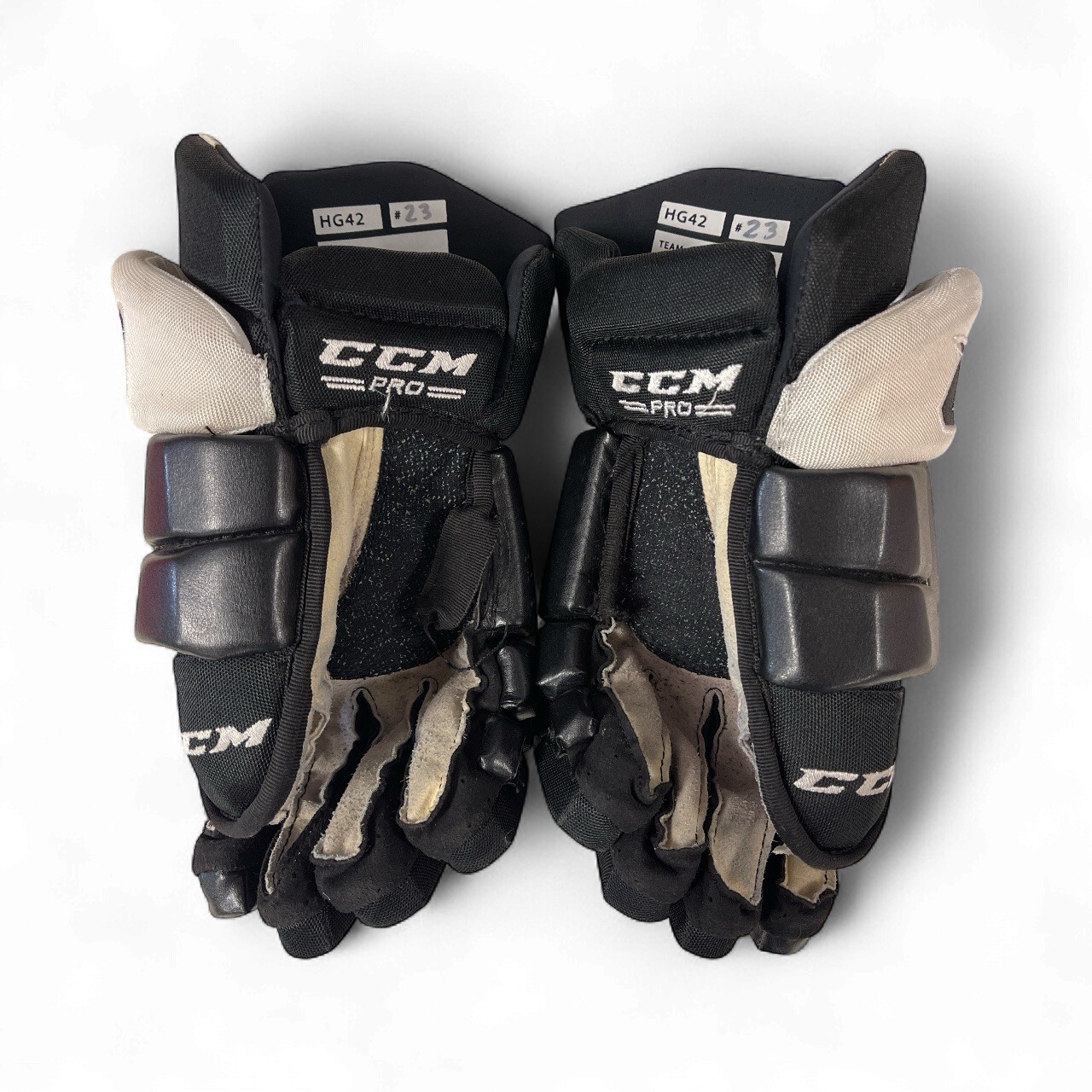 Men's hockey gloves size 14”