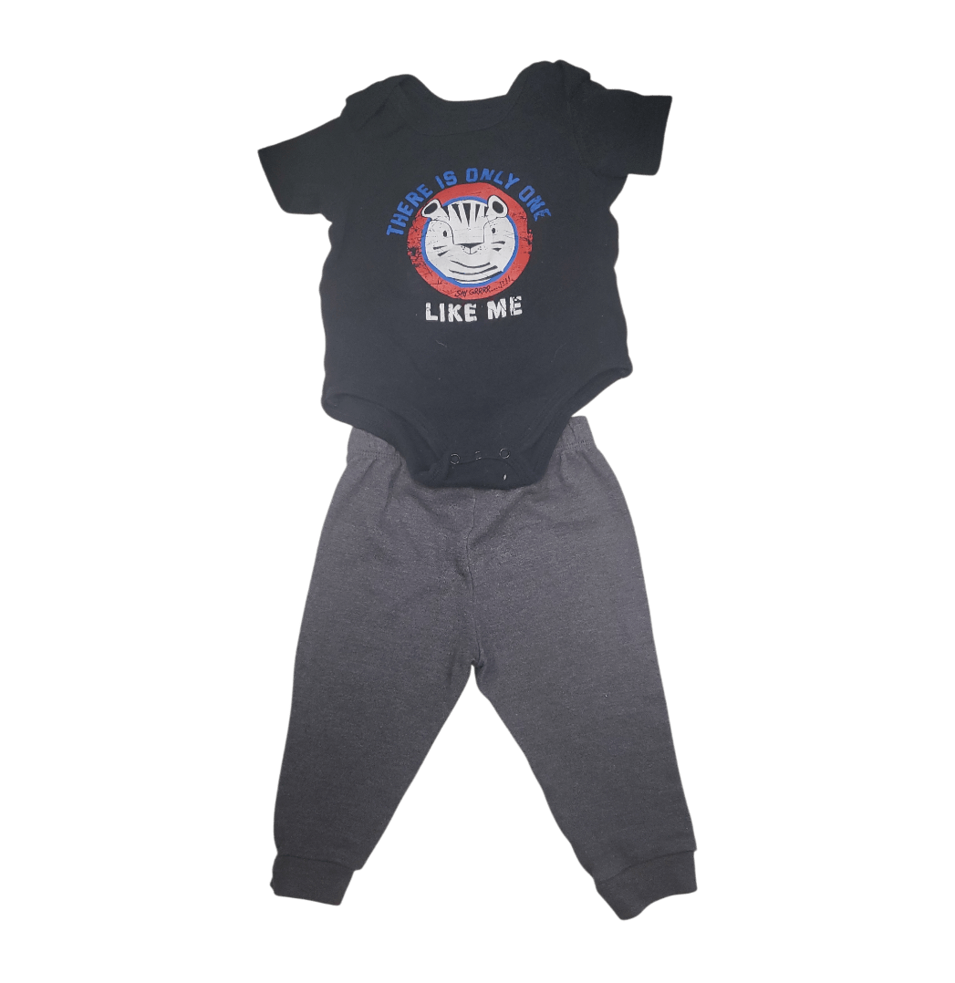 Baby's 12M Onesie & Pants