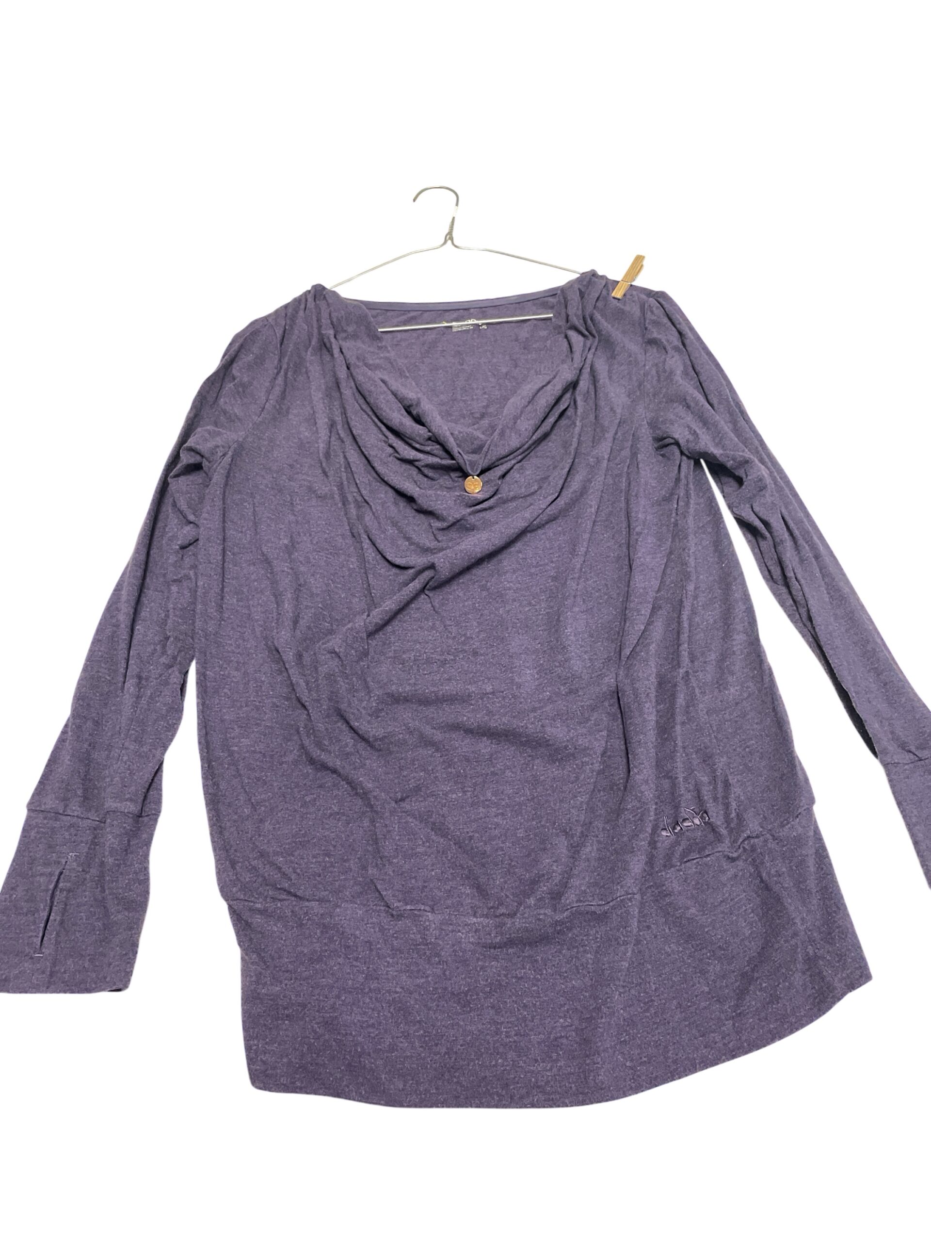 Women’s large long sleeve shirt