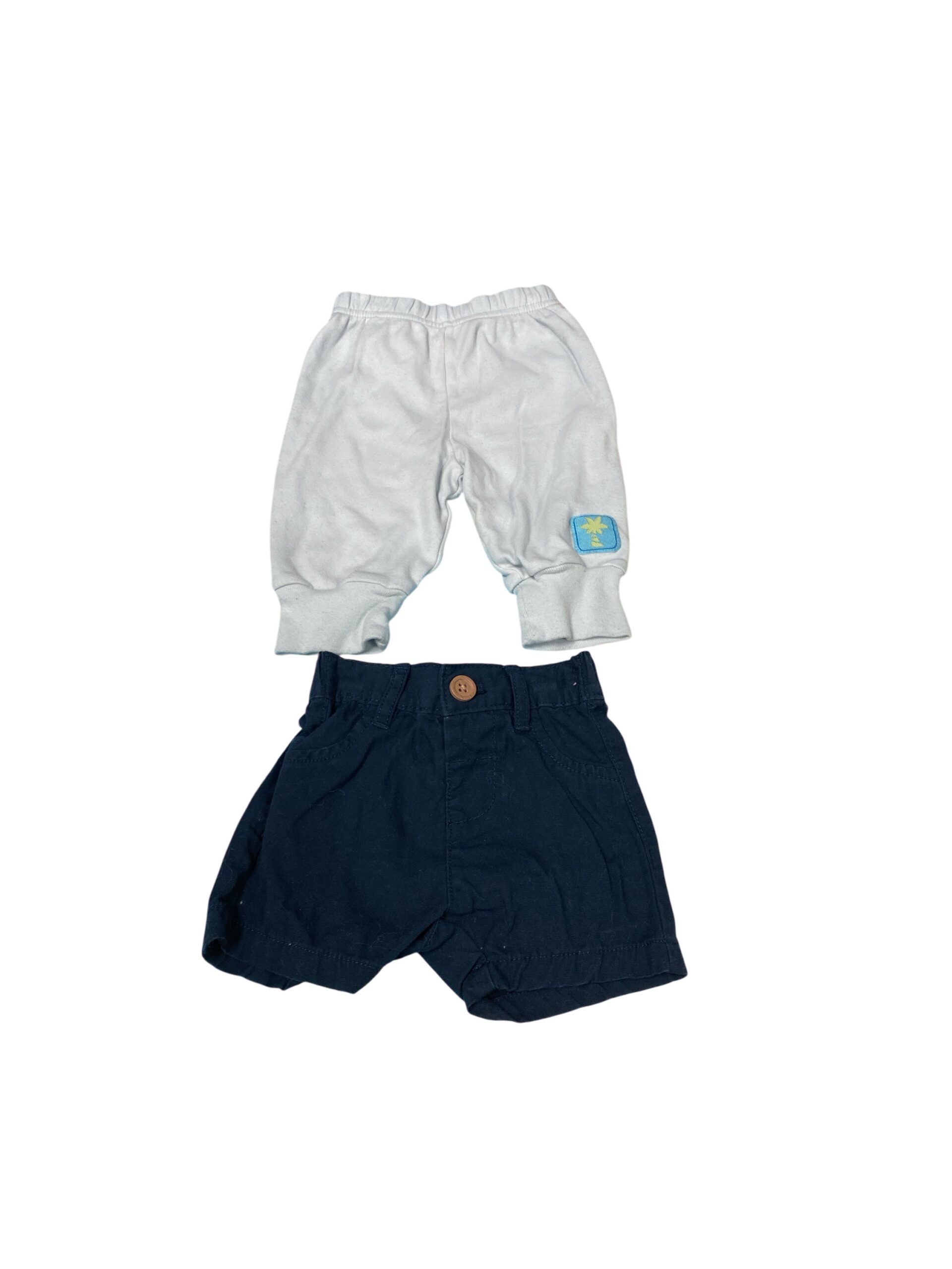 Baby’s trouser and nicker