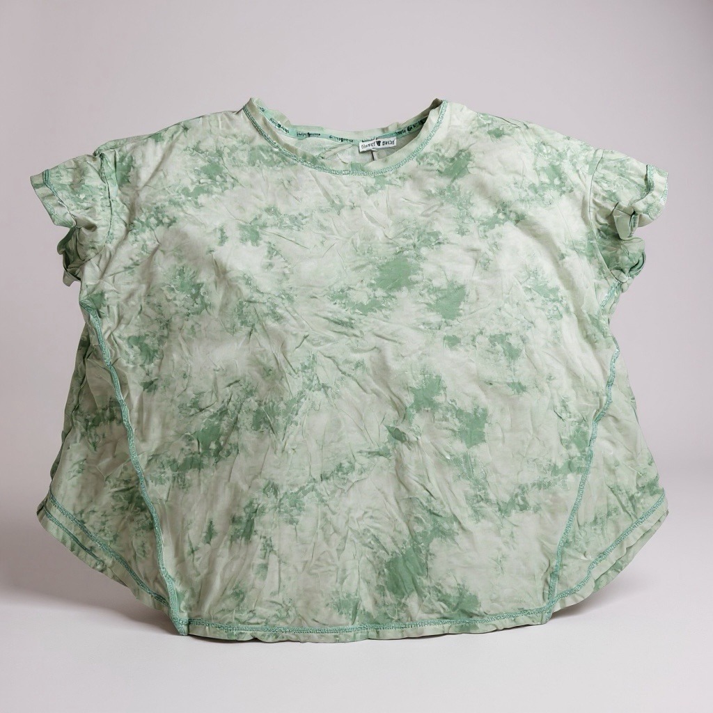 Womens XL Athletic Tee